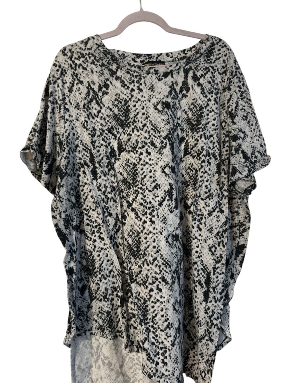 Serena Williams Black and White Snake Print Tunic Top 3x 95% poly 5% spandex